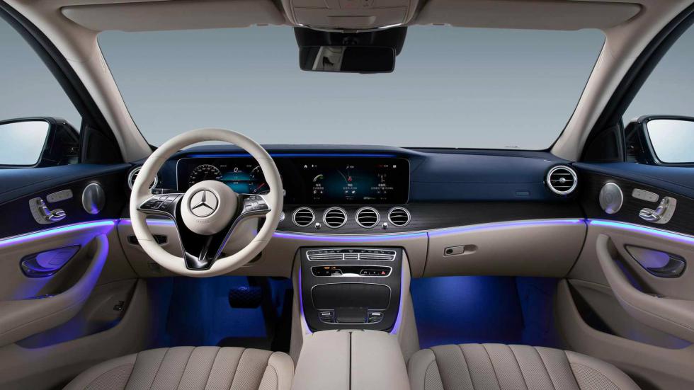 Ανανέωση και για την επιμηκυμένη Mercedes E-Class